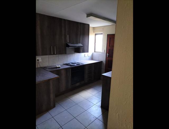 2 BEDROOM PROPERTY TO RENT IN ELSPARK